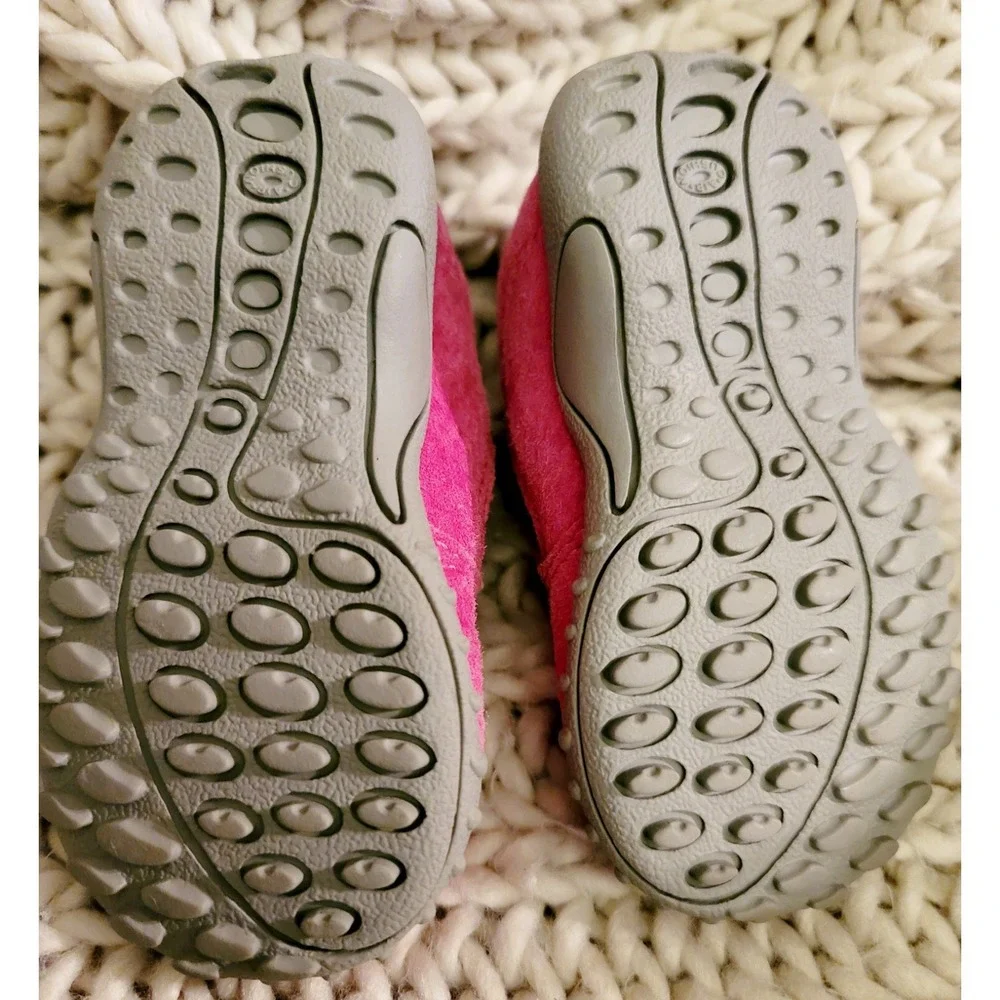 Merrell Jungle Moc Pink Slip On Pink Suede Shoes Baby Size 4
